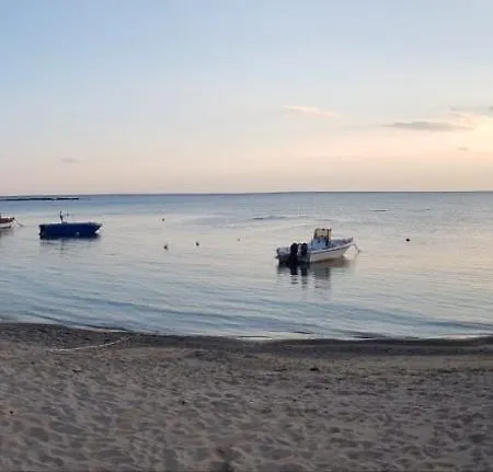 Casa Vacanze Le Barche * توريه أوفو
